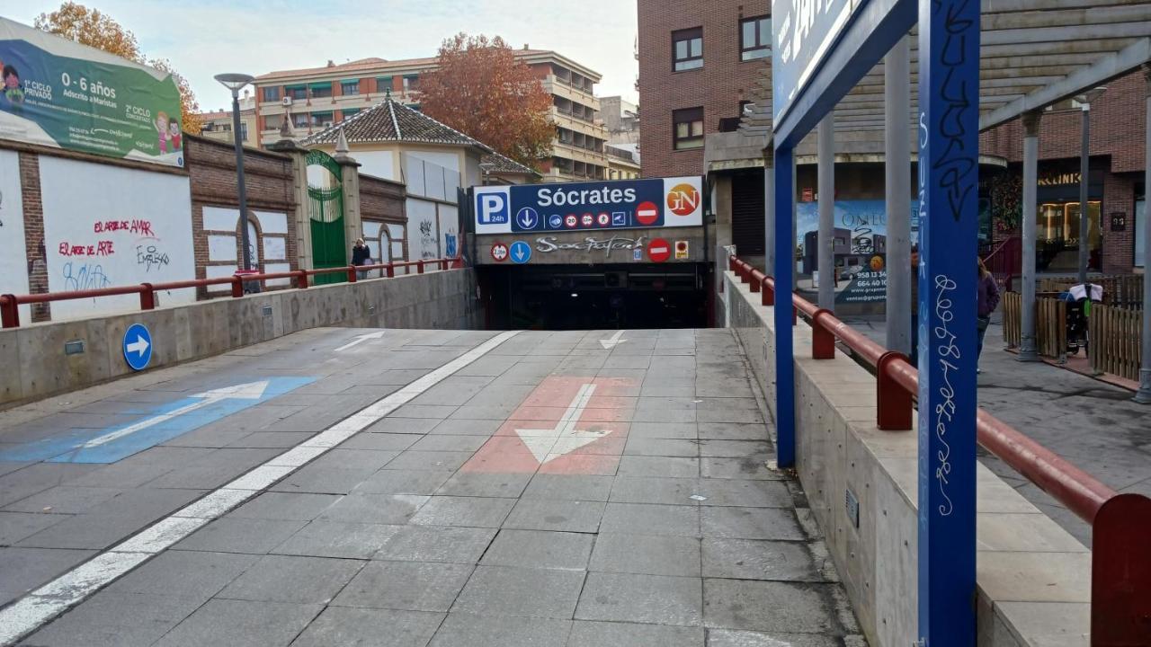 Fantastico Apartamento Trajano Parking Gratuito Granada Ngoại thất bức ảnh