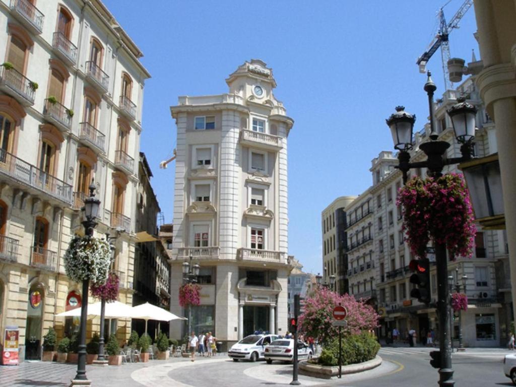 Fantastico Apartamento Trajano Parking Gratuito Granada Ngoại thất bức ảnh